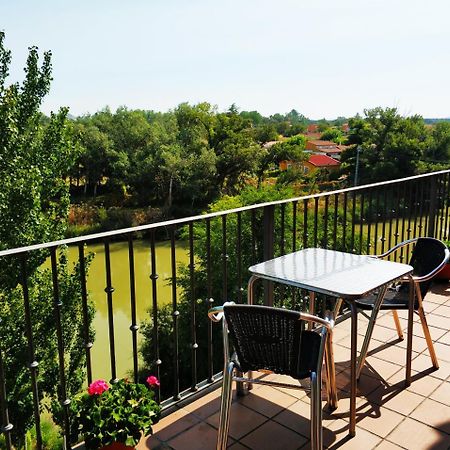 Hotel Puerta Del Arco Tudela de Duero Extérieur photo